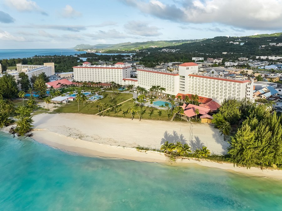 crowne-plaza-resort-saipan