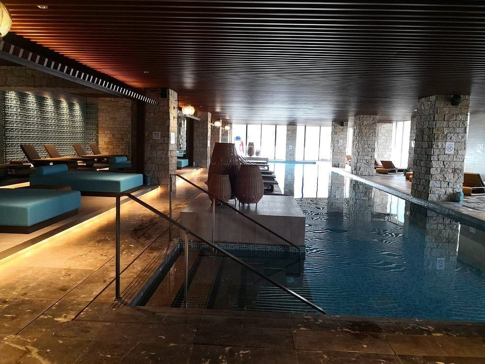 adult-pool